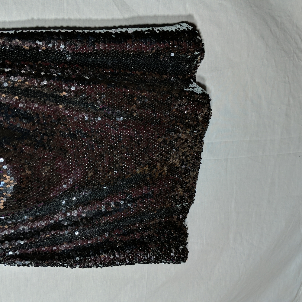 Carmen Marc Valvo Sequin, Long Skirt.  Size 6 - Picture 6 of 7
